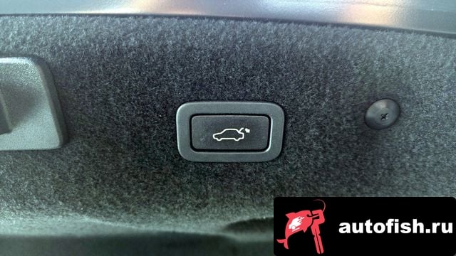 Jaguar XF XF (X260) 2018 года - похожие автомобили