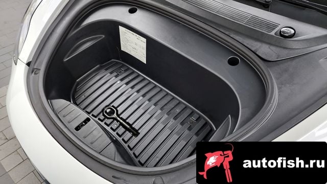 Tesla Model 3 Model 3 2021 года - вид 6