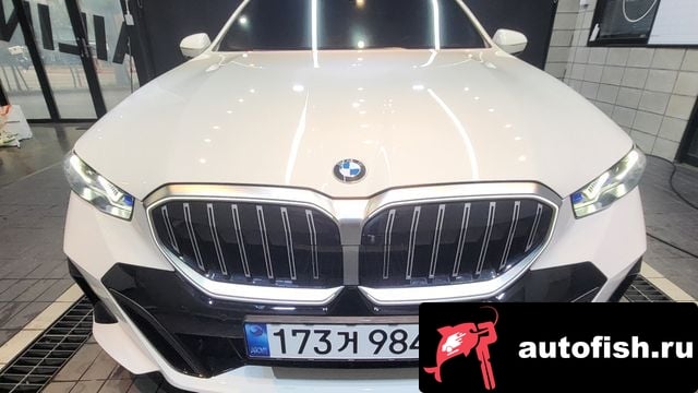 BMW 5-Series 5 Series (G30) 2024 года - вид 13