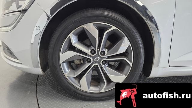 Renault Korea (Samsung) SM6 SM6 2018 года - похожие автомобили