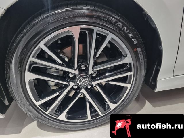 Toyota Camry Camry (XV80) 2025 года - похожие автомобили