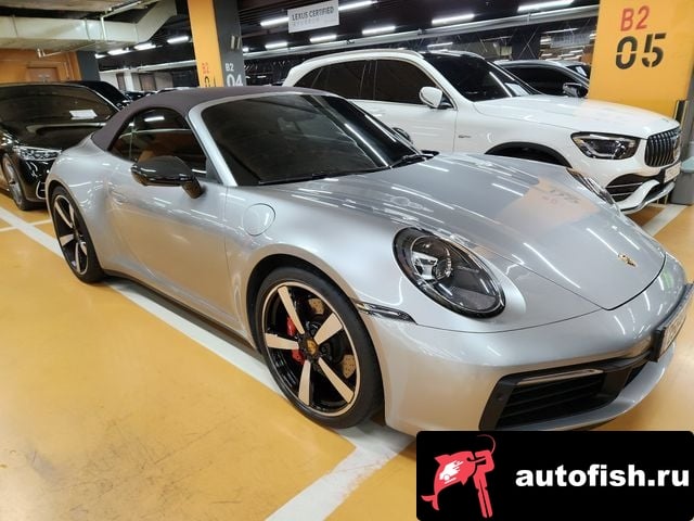 Porsche 911 911 (992) 2021 года - вид 3