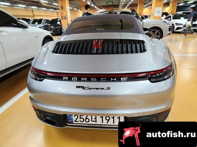 Porsche 911 911 (992) 2021 года - вид 4