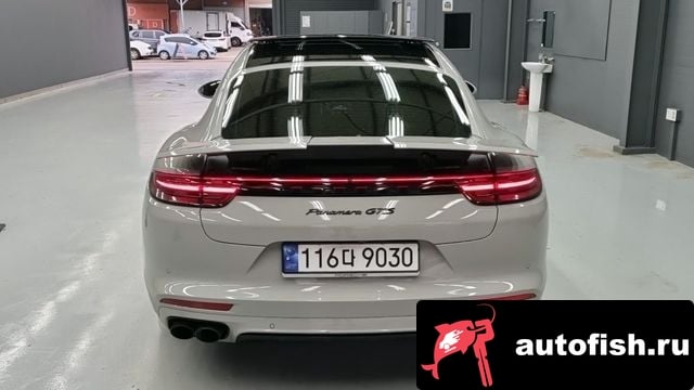Porsche Panamera Panamera (971) 2020 года - вид 4