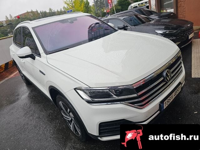 Volkswagen Touareg Tuareg 3rd generation 2020 года - вид 2