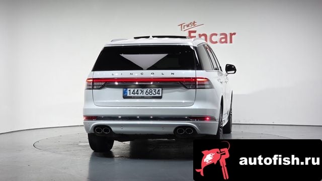 Lincoln Aviator Aviator 2nd generation 2021 года - вид 4