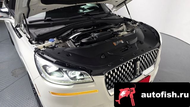 Lincoln Aviator Aviator 2nd generation 2021 года - вид 6