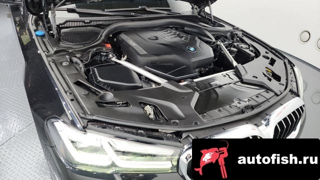 BMW 5-Series 5 Series (G30) 2023 года - вид 6