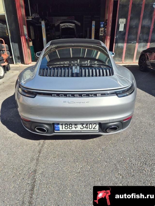 Porsche 911 911 (992) 2024 года - вид 2