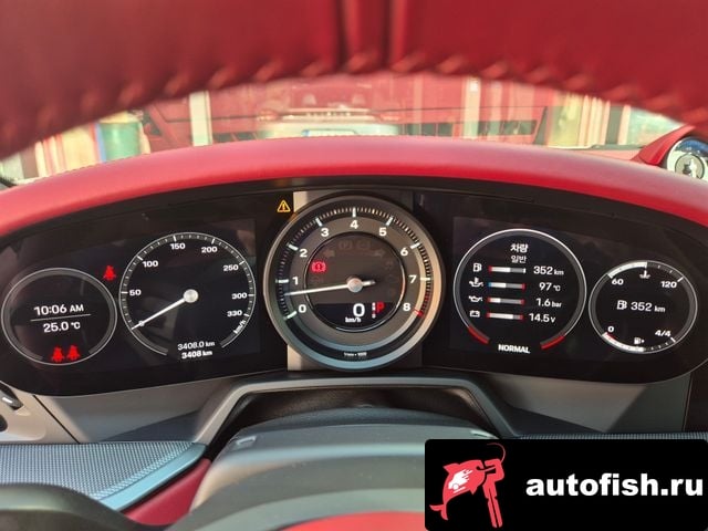 Porsche 911 911 (992) 2024 года - вид 4