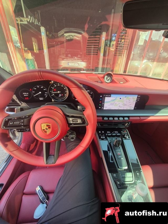 Porsche 911 911 (992) 2024 года - вид 6