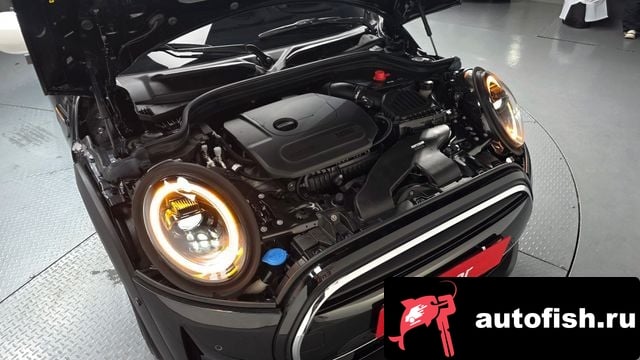 Mini Cooper Cooper 2024 года - вид 5