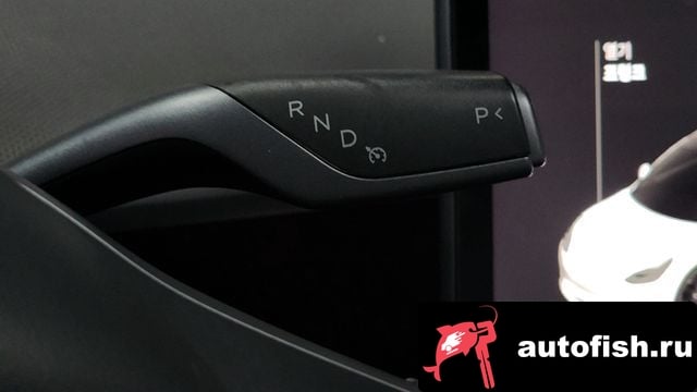 Tesla Model 3 Model 3 2020 года - похожие автомобили