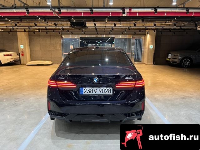 BMW 5-Series 5 Series (G60) 2025 года - вид 2