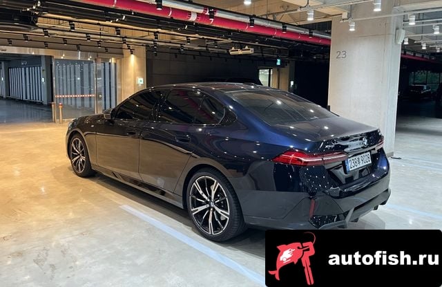 BMW 5-Series 5 Series (G60) 2025 года - вид 4