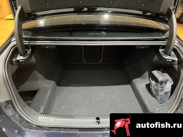 BMW 5-Series 5 Series (G60) 2025 года - вид 12