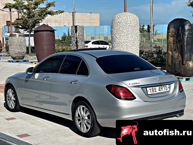 Mercedes-Benz C-Class C-Class W205 2019 года - вид 3