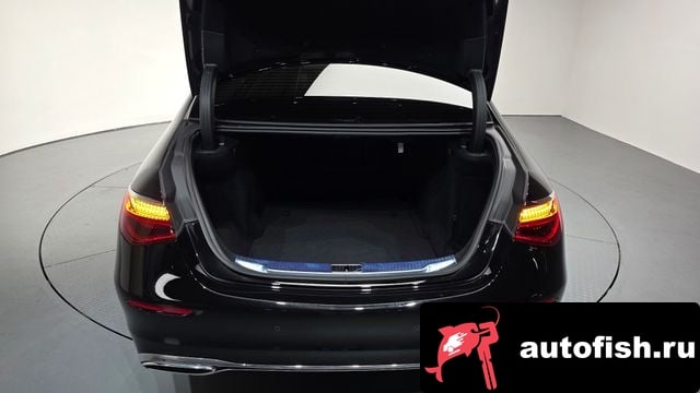 Mercedes-Benz S-Class S-Class W223 2024 года - похожие автомобили