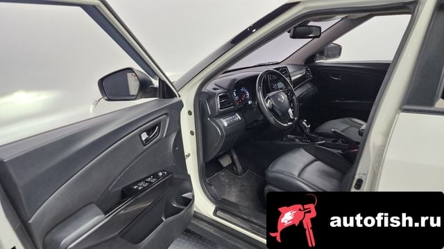 KG Mobility (Ssangyong) TIBOLI Berry New Tivoli 2020 года - похожие автомобили