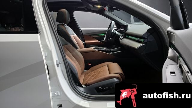 BMW 5-Series 5 Series (G60) 2025 года - вид 10