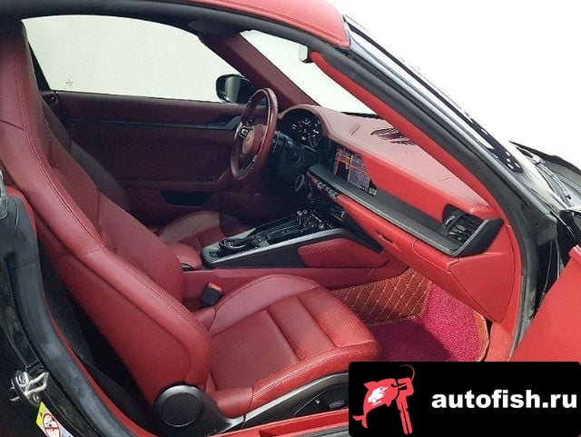 Porsche 911 911 (992) 2020 года - вид 5