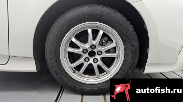 Toyota Prius Prius 4th Generation 2016 года - вид 5