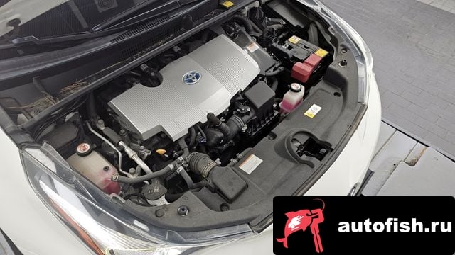 Toyota Prius Prius 4th Generation 2016 года - вид 6