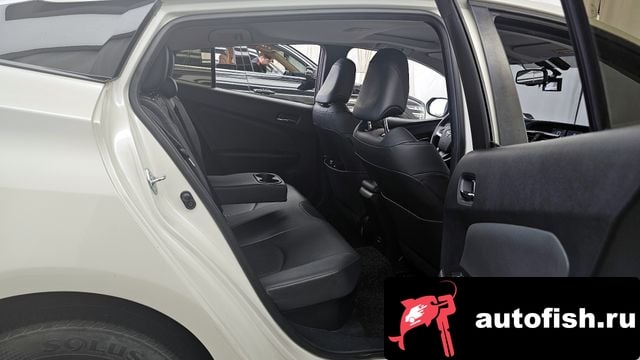 Toyota Prius Prius 4th Generation 2016 года - вид 12