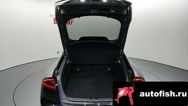 Kia Stinger Stinger 2018 года - похожие автомобили