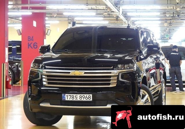 Chevrolet Surburban Server Van 2021 года - вид 3