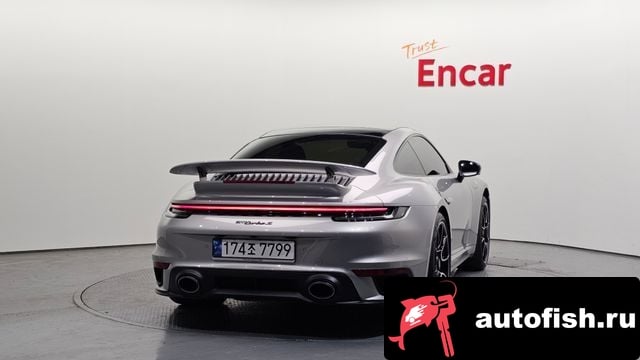 Porsche 911 911 (992) 2023 года - вид 4