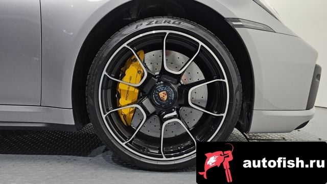 Porsche 911 911 (992) 2023 года - вид 5