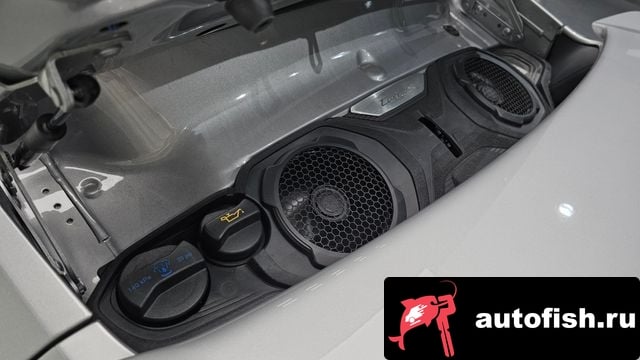 Porsche 911 911 (992) 2023 года - вид 6