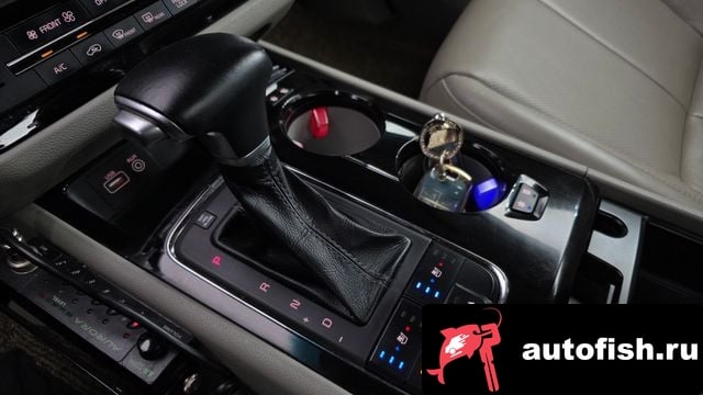 Kia Carnival All New Carnival 2017 года - похожие автомобили