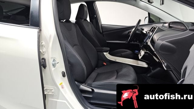 Toyota Prius Prius 4th Generation 2016 года - вид 10