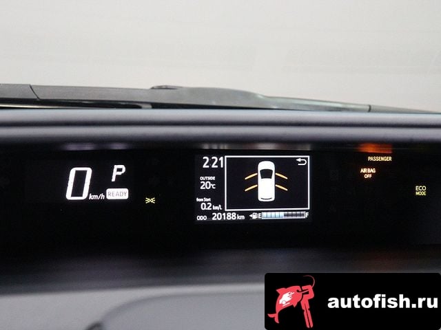 Toyota Prius Prius C 2018 года - вид 6