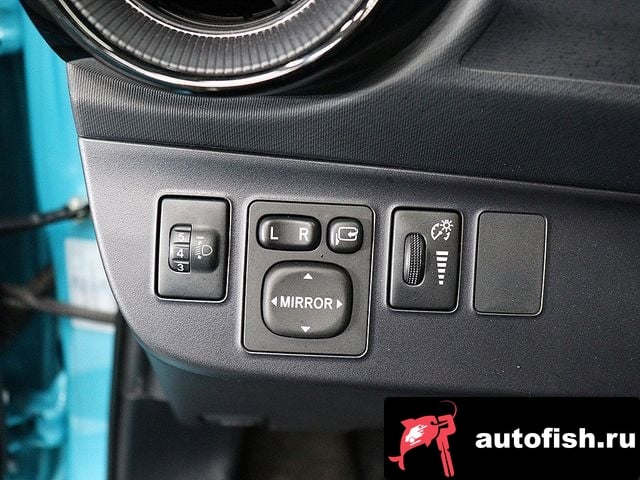 Toyota Prius Prius C 2018 года - вид 13