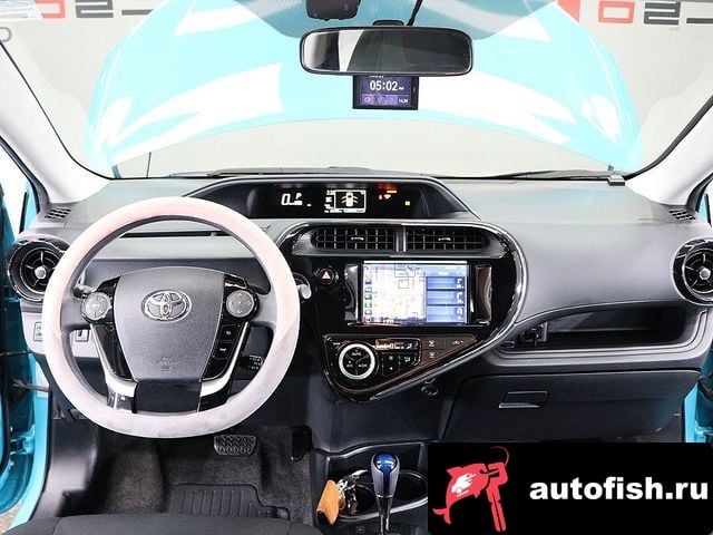 Toyota Prius Prius C 2018 года - вид 15