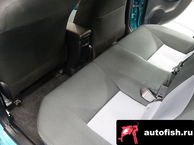 Toyota Prius Prius C 2018 года - вид 17