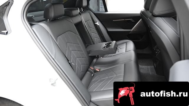 BMW 5-Series 5 Series (G60) 2024 года - вид 12