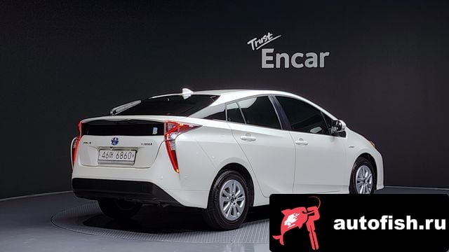 Toyota Prius Prius 4th Generation 2018 года - вид 2