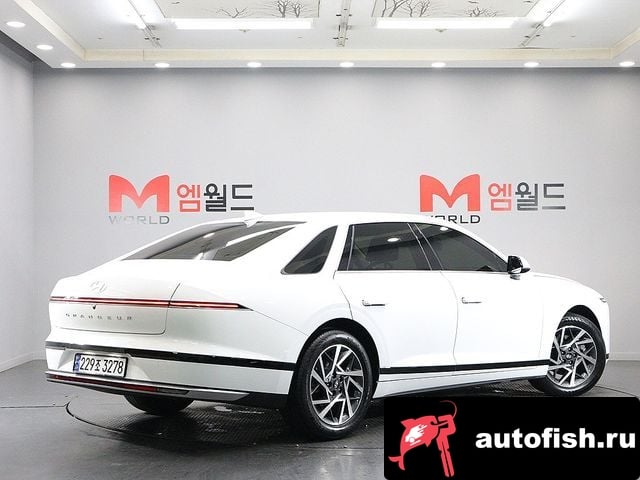 Hyundai Grandeur Granger (GN7) 2023 года - вид 3