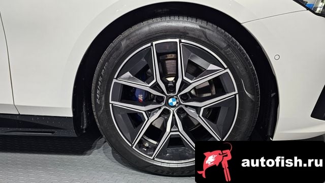 BMW 5-Series 5 Series (G60) 2024 года - вид 5