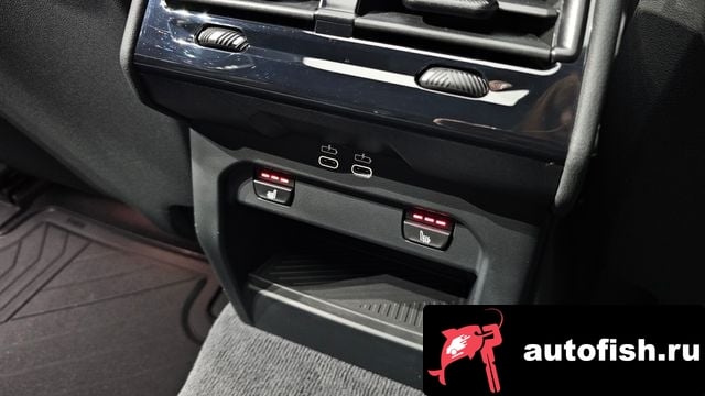 BMW 5-Series 5 Series (G60) 2024 года - вид 15