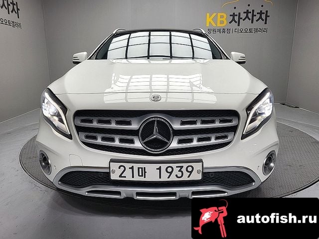 Mercedes-Benz GLA-Class GLA-Class X156 2019 года - вид 1