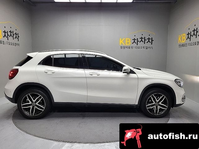 Mercedes-Benz GLA-Class GLA-Class X156 2019 года - вид 3