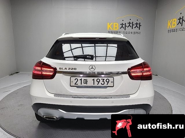 Mercedes-Benz GLA-Class GLA-Class X156 2019 года - вид 4
