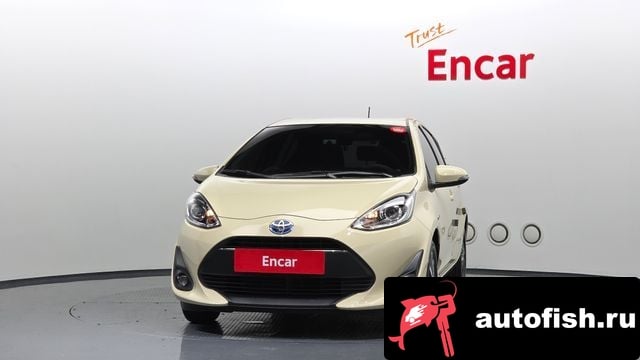 Toyota Prius Prius C 2019 года - вид 3