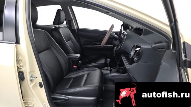 Toyota Prius Prius C 2019 года - вид 11