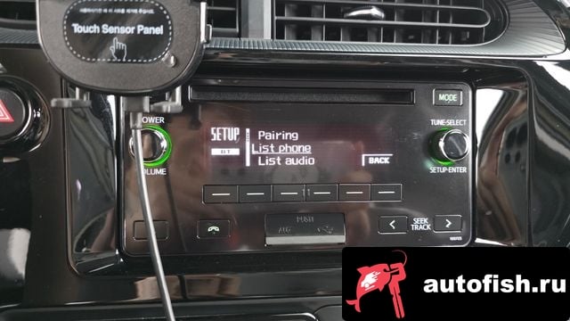 Toyota Prius Prius C 2019 года - вид 17